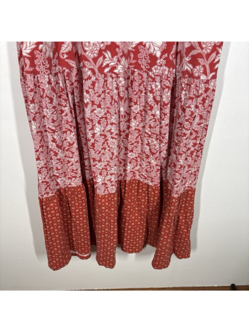 Lands’ End Women XL/18 Red Mixed Floral Print Boho Sleeveless Tiered Maxi Dress - Picture 2 of 9